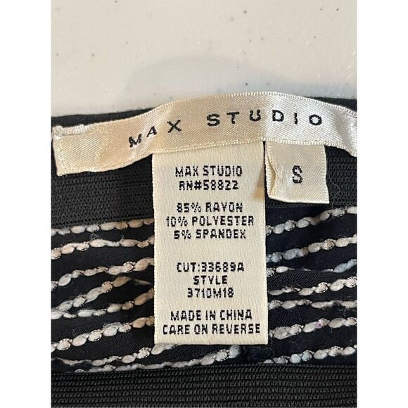 Max Studio small bundle lot mini skirt blouse S - Picture 11 of 12